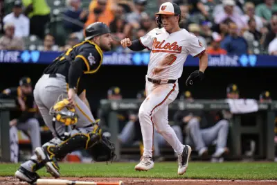 Dylan Beavers drives in go-ahead run for second straight day, Orioles beat Pirates 3-2