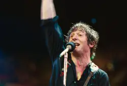 “Deliver Me from Nowhere” aims for truth but loses the soul of Springsteen